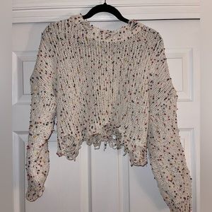 Vestique Cropped Sweater